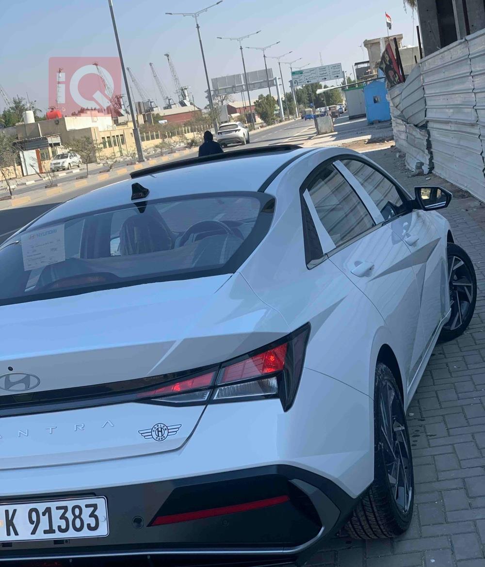هیوندای ئەلەنترا